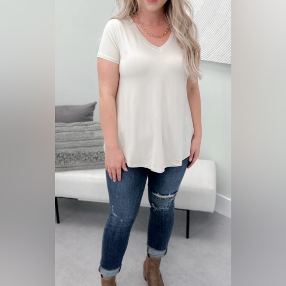 * NEW* with tag Basic V-Neck Tee in Sand (size: Small) - Picture 2 of 3